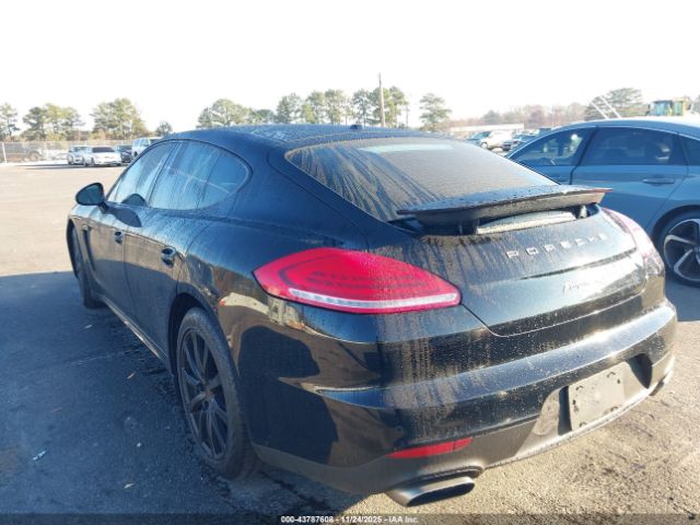 2016 PORSCHE PANAMERA WP0AA2A71GL001143 Photo 2