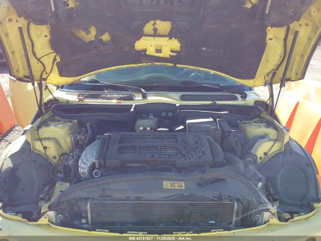 2003 MINI COOPER S WMWRE33463TD61423 Photo 9