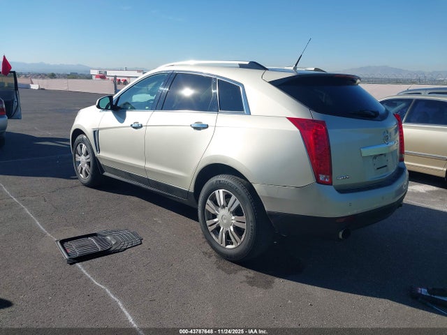 2014 CADILLAC SRX 3GYFNBE3XES524728 Photo 2