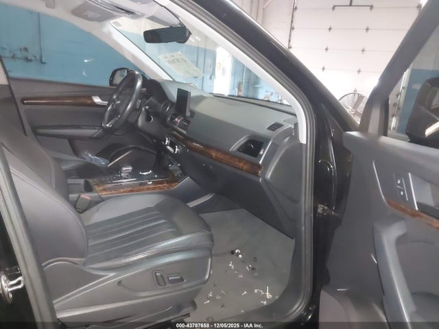 2018 AUDI Q5 WA1ANAFY4J2108047 Photo 4