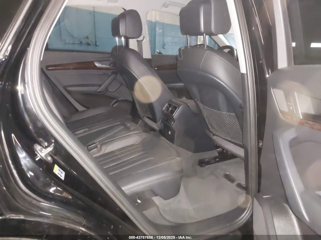 2018 AUDI Q5 WA1ANAFY4J2108047 Photo 7