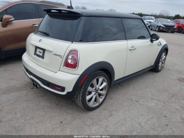 2011 MINI COOPER S WMWSV3C57BTY12719 Photo 3