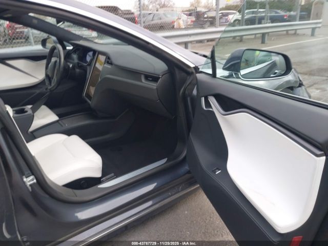2020 TESLA MODEL S 5YJSA1E47LF358287 Photo 4