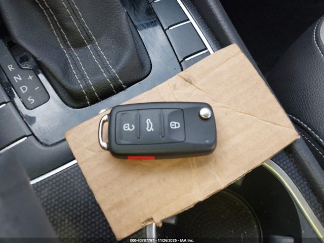 2015 VOLKSWAGEN PASSAT 1VWBT7A32FC061632 Photo 10