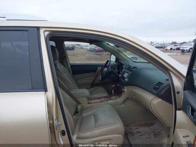 2010 TOYOTA HIGHLANDER 5TDYK3EH6AS004677 Photo 4