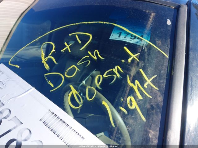 2004 GMC YUKON XL 1500 1GKFK66U04J138529 Photo 5