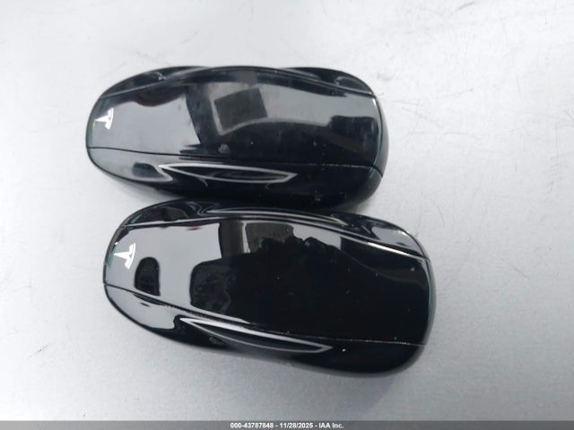 2015 TESLA MODEL S 5YJSA1H11FFP75622 Photo 10