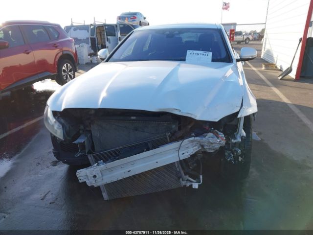 2017 JAGUAR XF SAJBD4BV8HCY45493 Photo 5