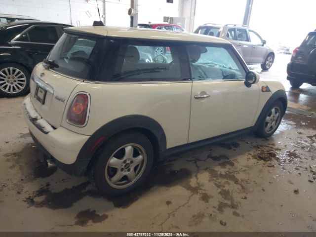 2009 MINI COOPER WMWMF33509TU70806 Photo 3