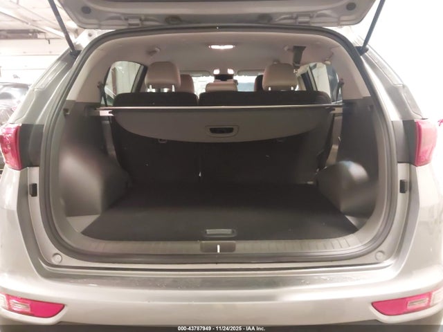 2019 Kia Sportage Lx მანქანა იყიდება აუქციონზე, vin: KNDPMCAC6K7579096, აუქციონის ნომერი: 43787949