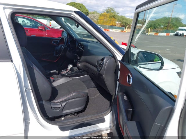 KNDJ53AU5P7851981 KIA Soul Gt-line