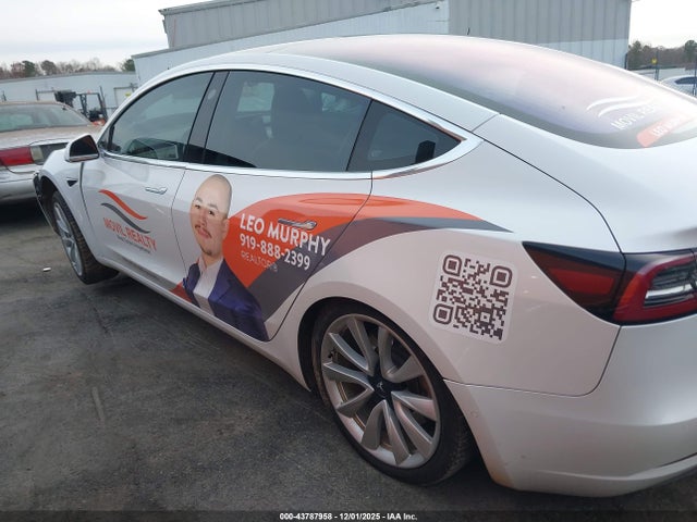 Tesla Model 3 Long Range/mid Range 2018 5YJ3E1EAXJF006476 Image 13