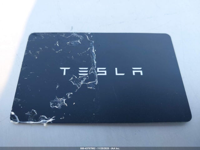 2025 TESLA MODEL 3 5YJ3E1EA2SF072537 Photo 10