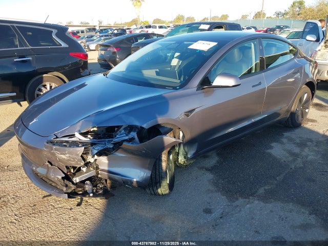 2025 TESLA MODEL 3 5YJ3E1EA2SF072537 Photo 1
