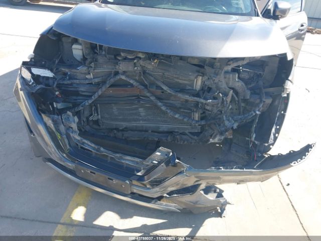 2017 NISSAN ROGUE 5N1AT2MT9HC860433 Photo 5