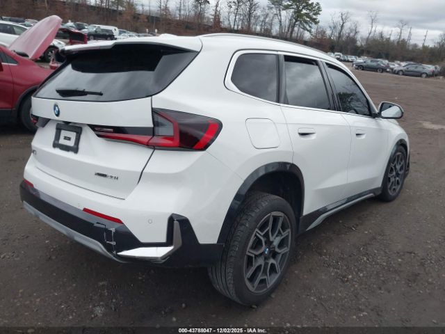 2025 BMW X1 WBX73EF01S5377231 Photo 3