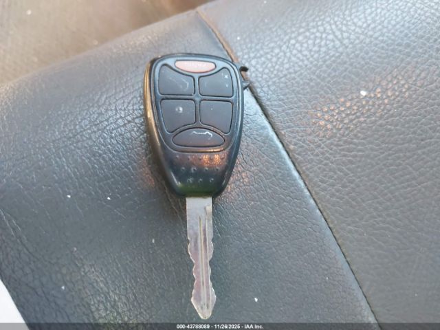 2005 CHRYSLER TOWN & COUNTRY 2C8GP54L55R418660 Photo 10