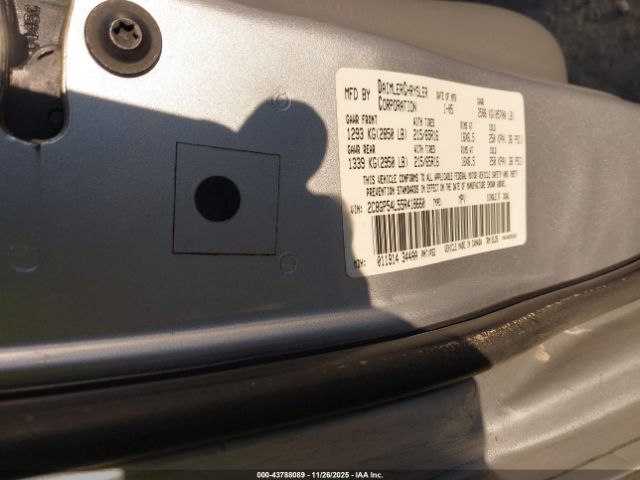 2005 CHRYSLER TOWN & COUNTRY 2C8GP54L55R418660 Photo 8