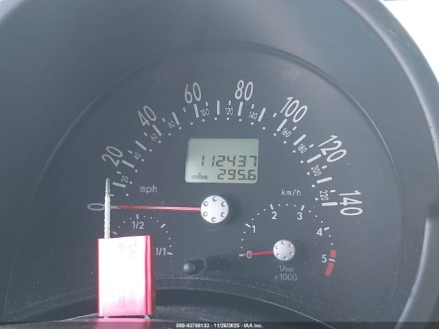 2001 VOLKSWAGEN NEW BEETLE 3VWCP21C81M474478 Photo 6