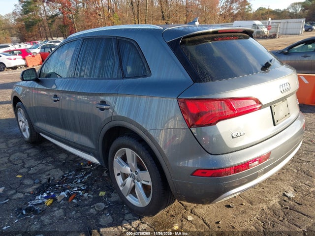 2018 AUDI Q5 WA1ANAFY9J2013354 Photo 2