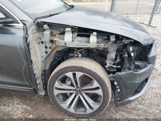 2022 AUDI Q8 WA1EVBF16ND029452 Photo 5