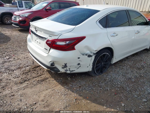 2018 NISSAN ALTIMA 1N4AL3AP7JC287027 Photo 5