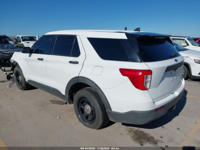 2021 FORD POLICE INTERCEPTOR UTILITY 1FM5K8AB2MGA65424 Photo 2