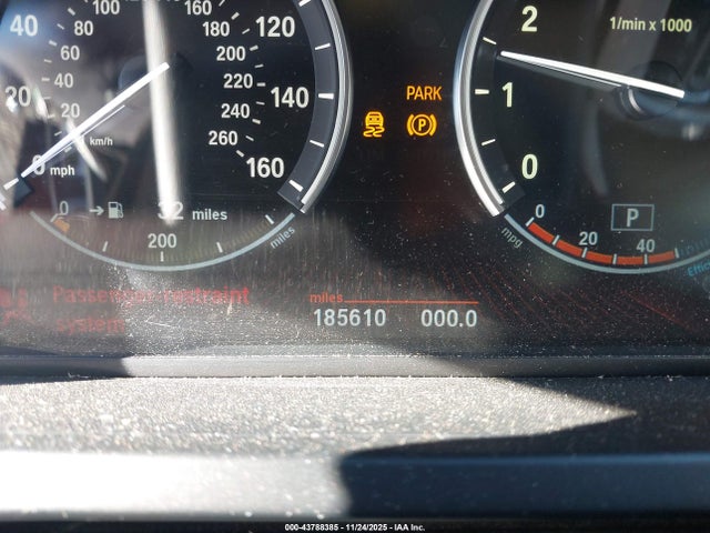 2011 BMW 750I WBAKC6C56BC395326 Photo 6