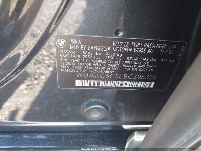 2011 BMW 750I WBAKC6C56BC395326 Photo 8