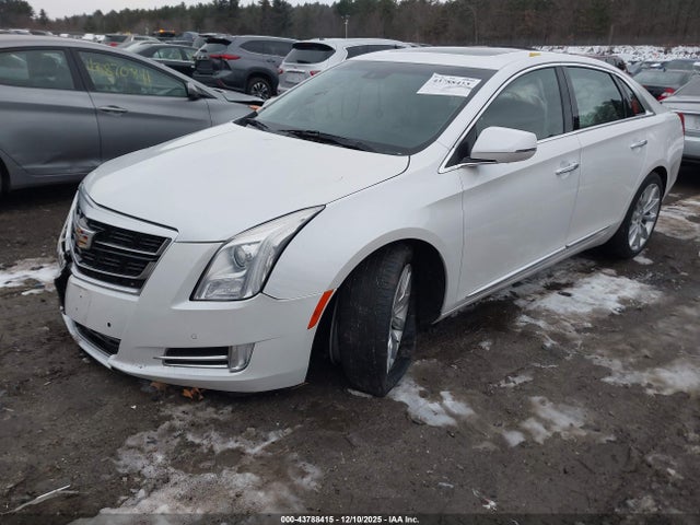 2016 CADILLAC XTS 2G61N5S38G9104832 Photo 1