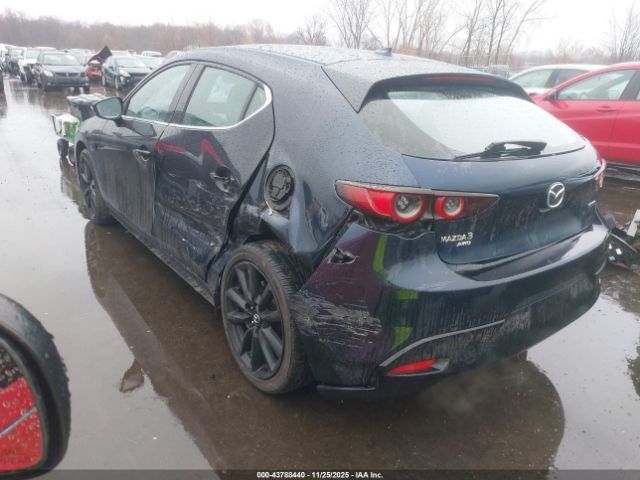 2020 MAZDA MAZDA3 JM1BPBNM6L1155646 Photo 2