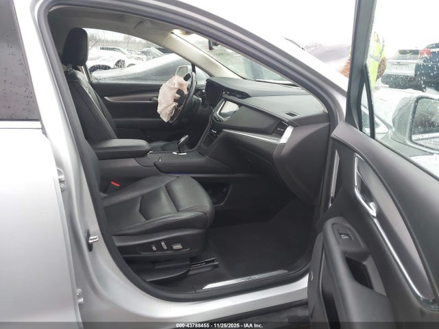 2019 CADILLAC XT5 1GYKNDRS0KZ270912 Photo 4