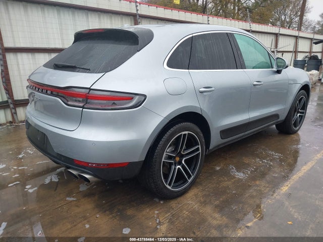 2019 PORSCHE MACAN WP1AB2A56KLB33365 Photo 3