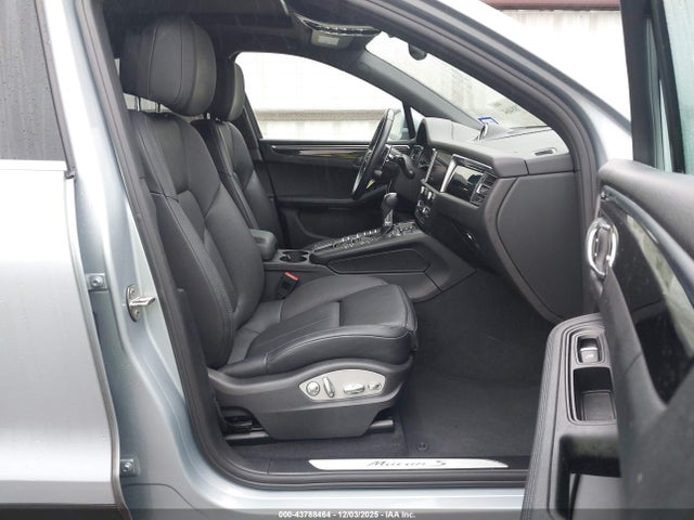 2019 PORSCHE MACAN WP1AB2A56KLB33365 Photo 4