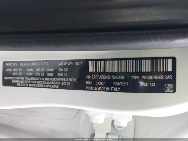 2017 ALFA ROMEO GIULIA ZARFAEBN3H7543199 Photo 8