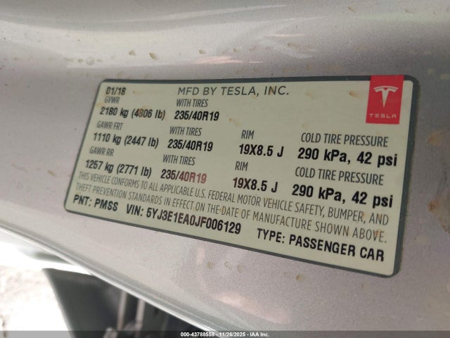 2018 TESLA MODEL 3 5YJ3E1EA0JF006129 Photo 8