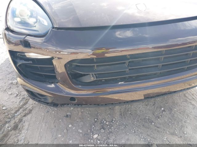 2017 PORSCHE CAYENNE WP1AA2A22HKA82308 Photo 5