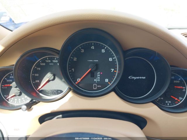 2017 PORSCHE CAYENNE WP1AA2A22HKA82308 Photo 6