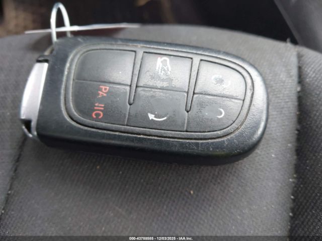 2015 JEEP CHEROKEE 1C4PJLCB4FW723043 Photo 10