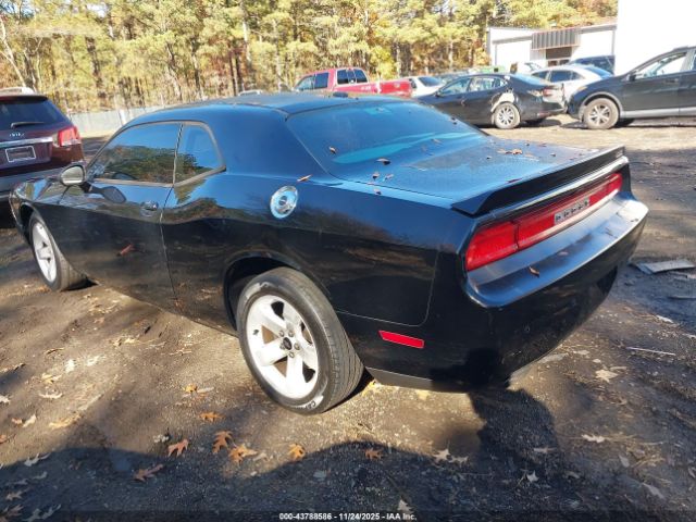 2013 DODGE CHALLENGER 2C3CDYAG6DH574104 Photo 2