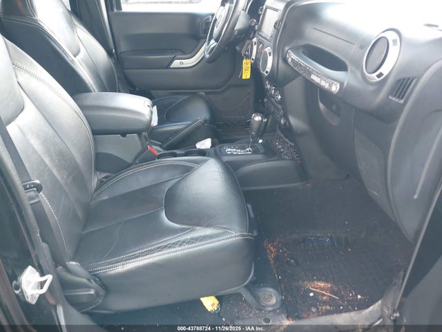 2015 JEEP WRANGLER UNLIMITED 1C4HJWFG2FL528203 Photo 4