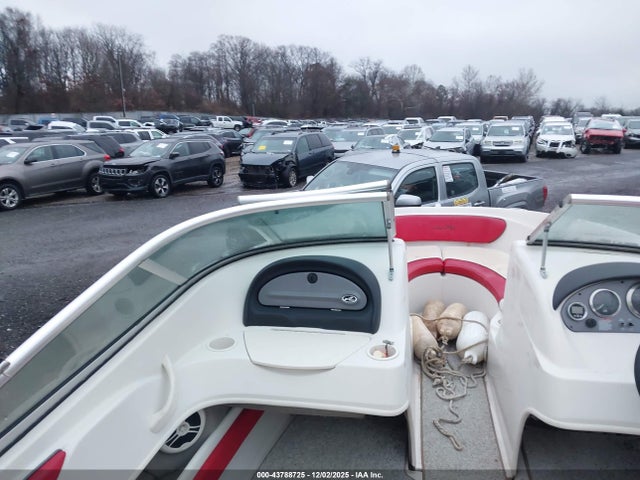 Продажа на аукционе авто 2007 Sea Ray 21', vin: SERV6369C707, номер лота: 43788725