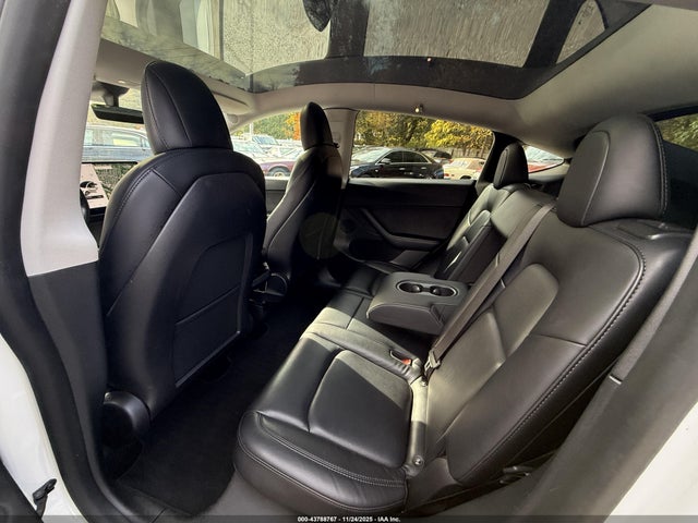 43788767 :رقم المزاد ، 5YJYGDEE5MF295078 vin ، 2021 Tesla Model Y Long Range Dual Motor All-wheel Drive مزاد بيع