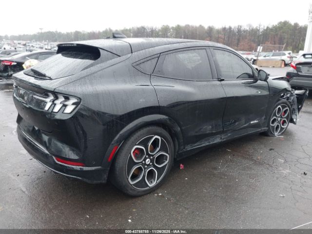 2022 FORD MUSTANG MACH-E 3FMTK4SE6NMA25699 Photo 3