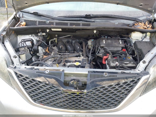 5TDXK3DC7ES421622 Toyota Sienna Se 8 Passenger