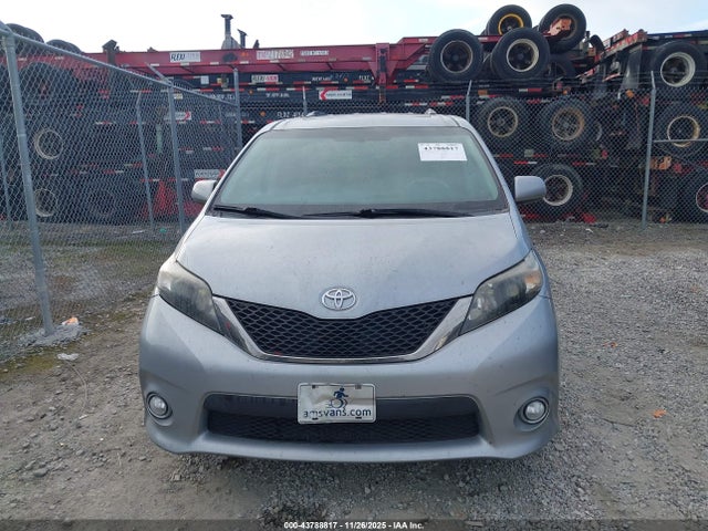 5TDXK3DC7ES421622 Toyota Sienna Se 8 Passenger