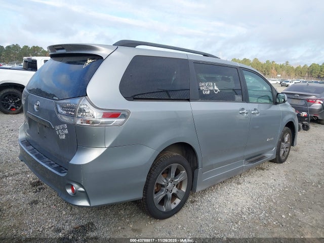 5TDXK3DC7ES421622 Toyota Sienna Se 8 Passenger