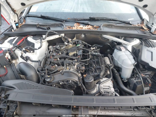 2017 AUDI A4 WAUENAF40HN068463 Photo 9