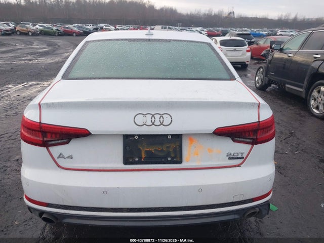 Продаж на аукціоні авто 2017 Audi A4 2.0t Premium, vin: WAUENAF40HN068463, номер лоту: 43788872