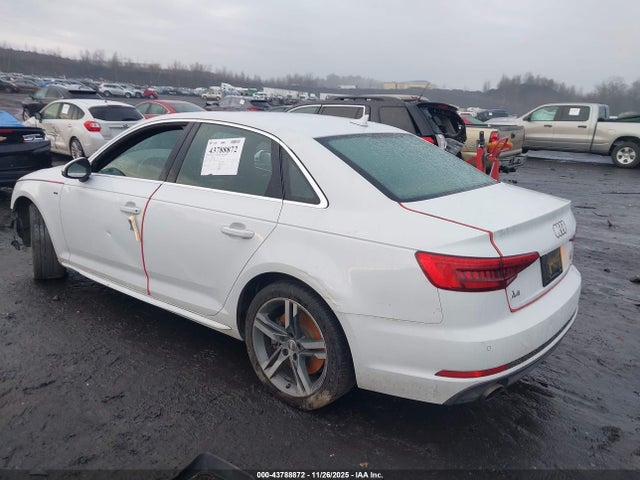 2017 AUDI A4 WAUENAF40HN068463 Photo 2